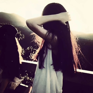 无码国精品一区二区在线播放
